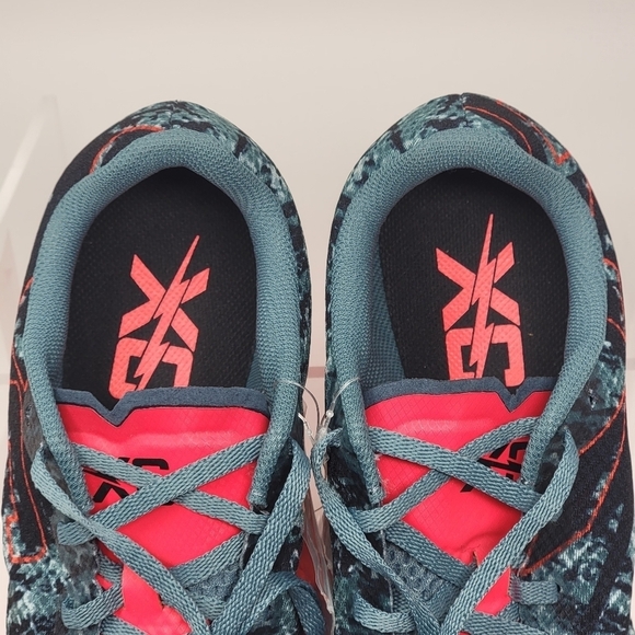 Under Armour Brigade Track & Field XC Spikes 3023690-400 New Men\'s Size 10.5 New main image 10